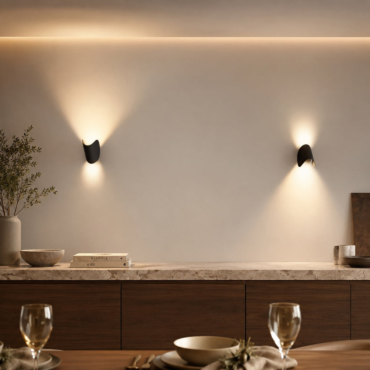 Aluminium Up Down LED Wall Light 700 Lumen Hardwired Compact Wall Washer
