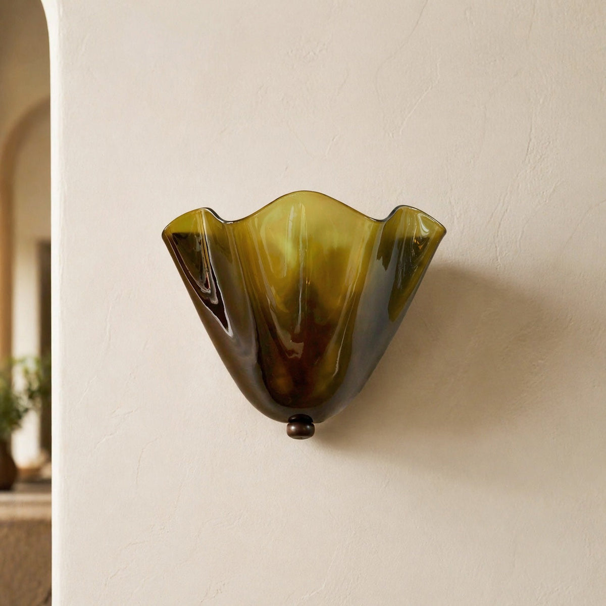 Hand-Blown Coloured Glass Shell Wall Sconce Art Deco Hardwired E12 Wall Light
