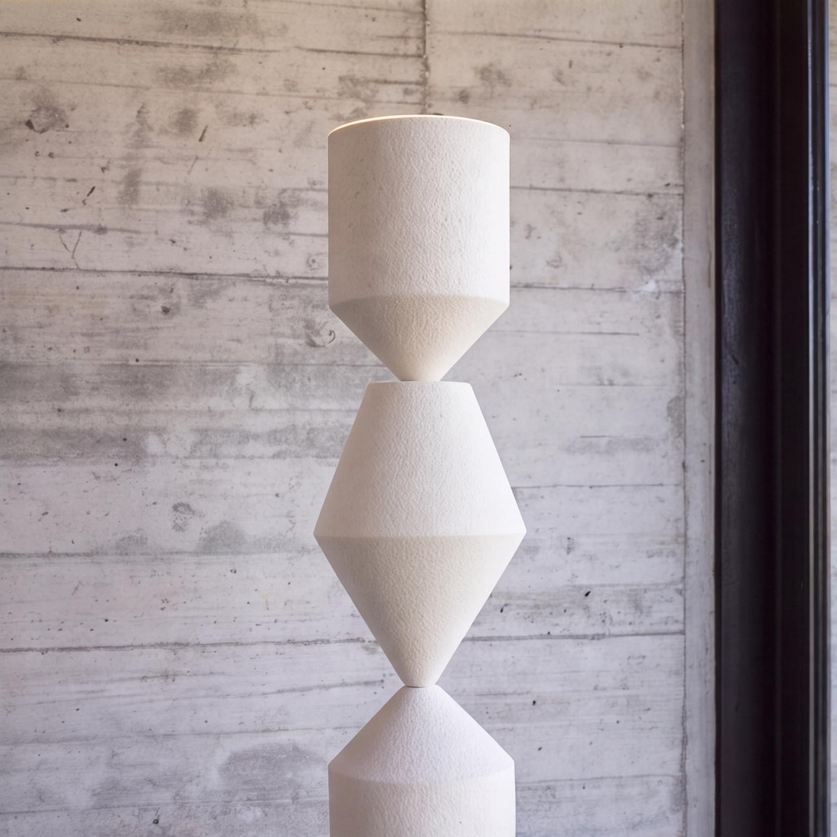 Indirect Uplight Iron Floor Lamp with E27 Socket in White or Wood Finish