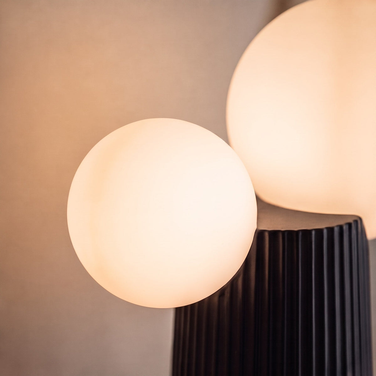 Resin Base Adjustable Height Table Lamp in Green White Latte Black or Dark Red