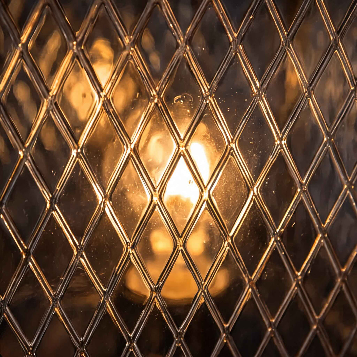 Diamond Glass Solar Post Light in Black Bronze or Copper Aluminium Remote IP65